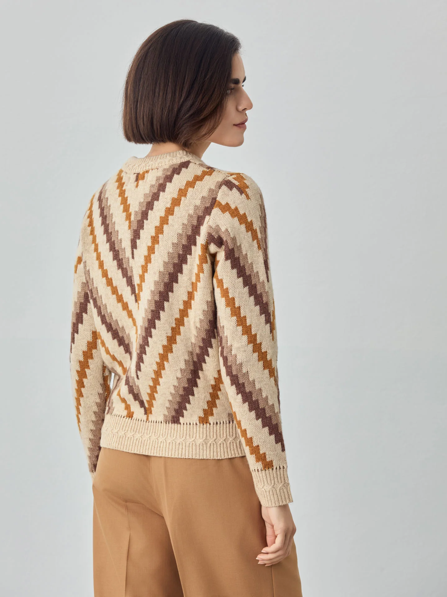 Crew Neck Jacquard Sweater in Merino Wool Blend - Image 3