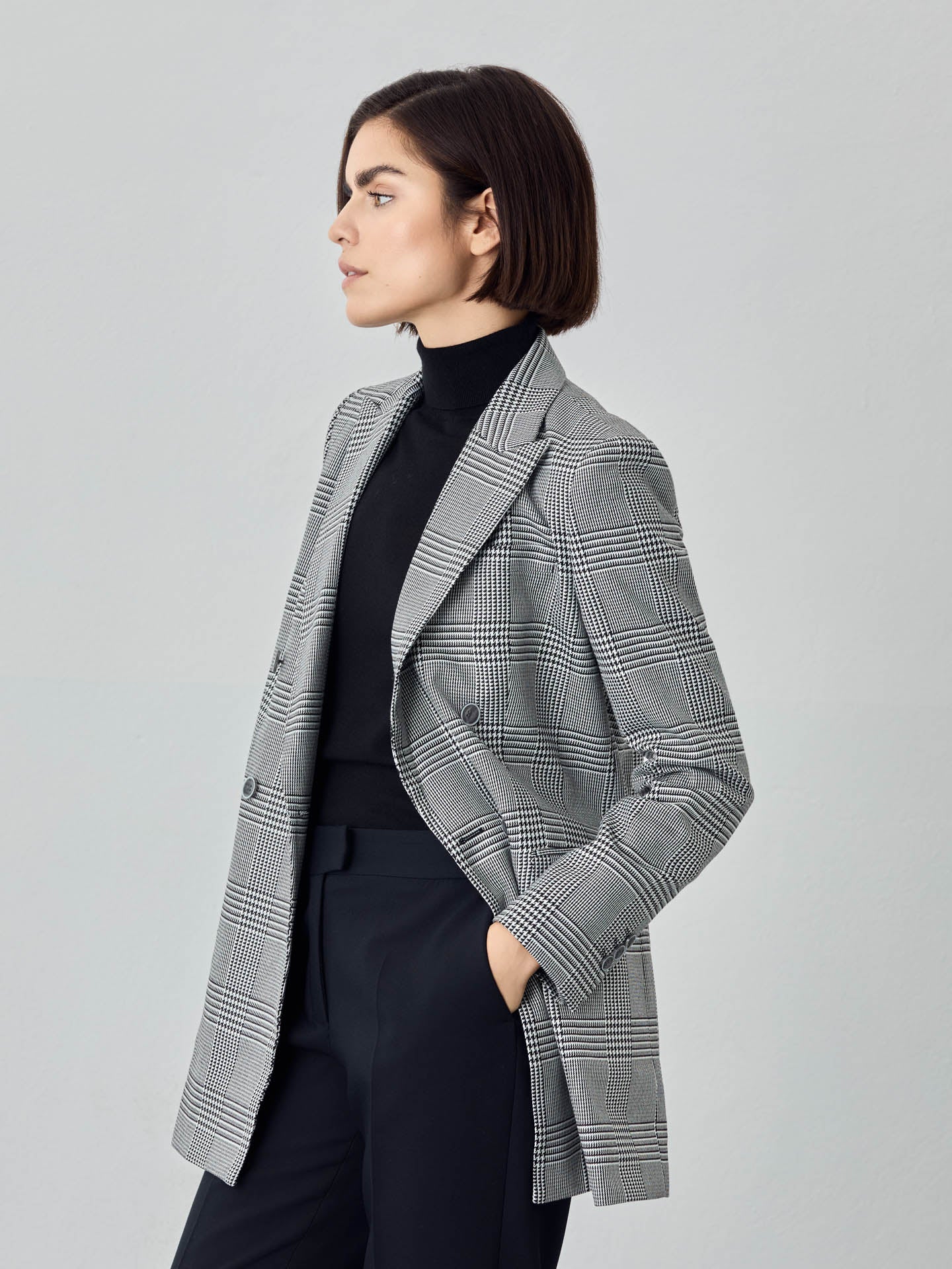 Double-Breasted Suit Blazer In Viscose Blend With Pied de Poule Fabric - Image 3