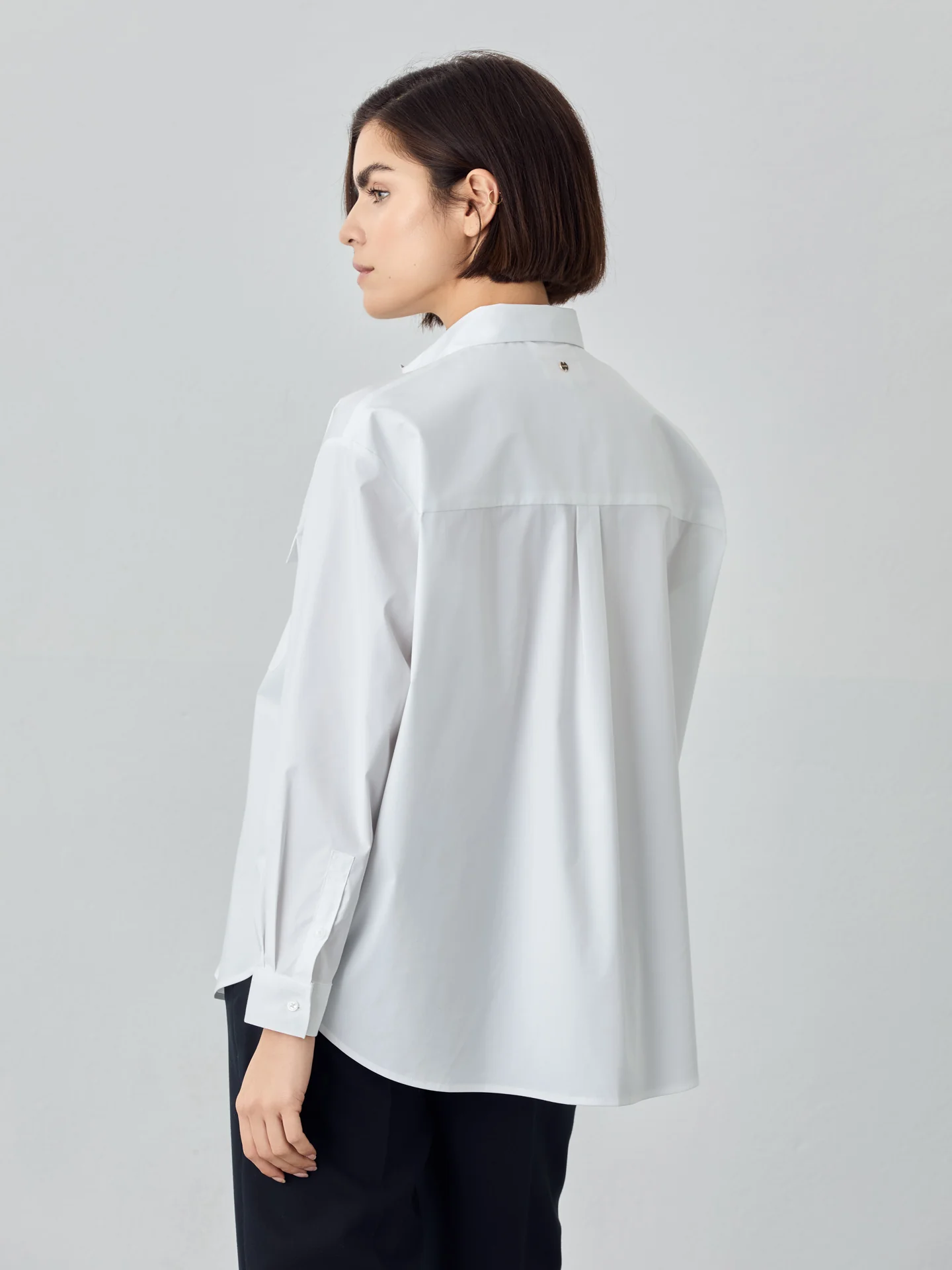 Loose Fit Plain Poplin Comfort Shirt With Pockets - Image 3