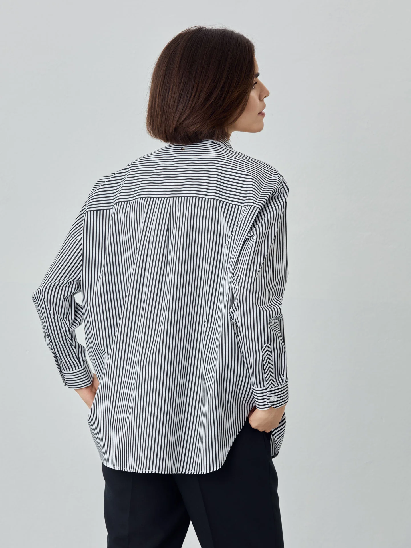 Loose Fit Striped Cotton Shirt with Pocket - Image 3