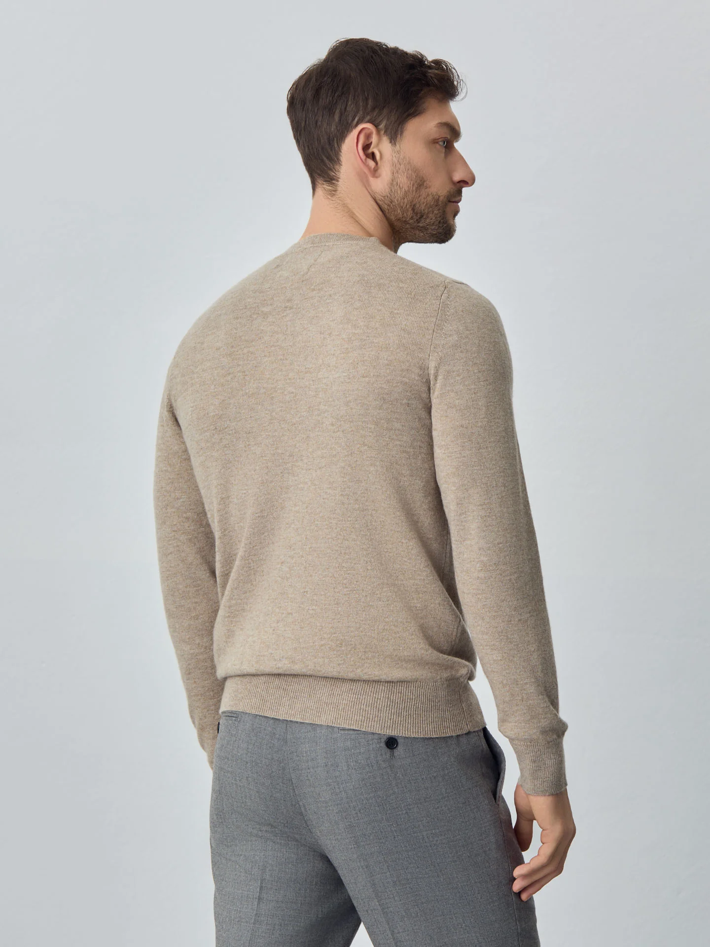Machine Washable V-Neck Sweater With Long Sleeves In Lambswool Blend - Image 3