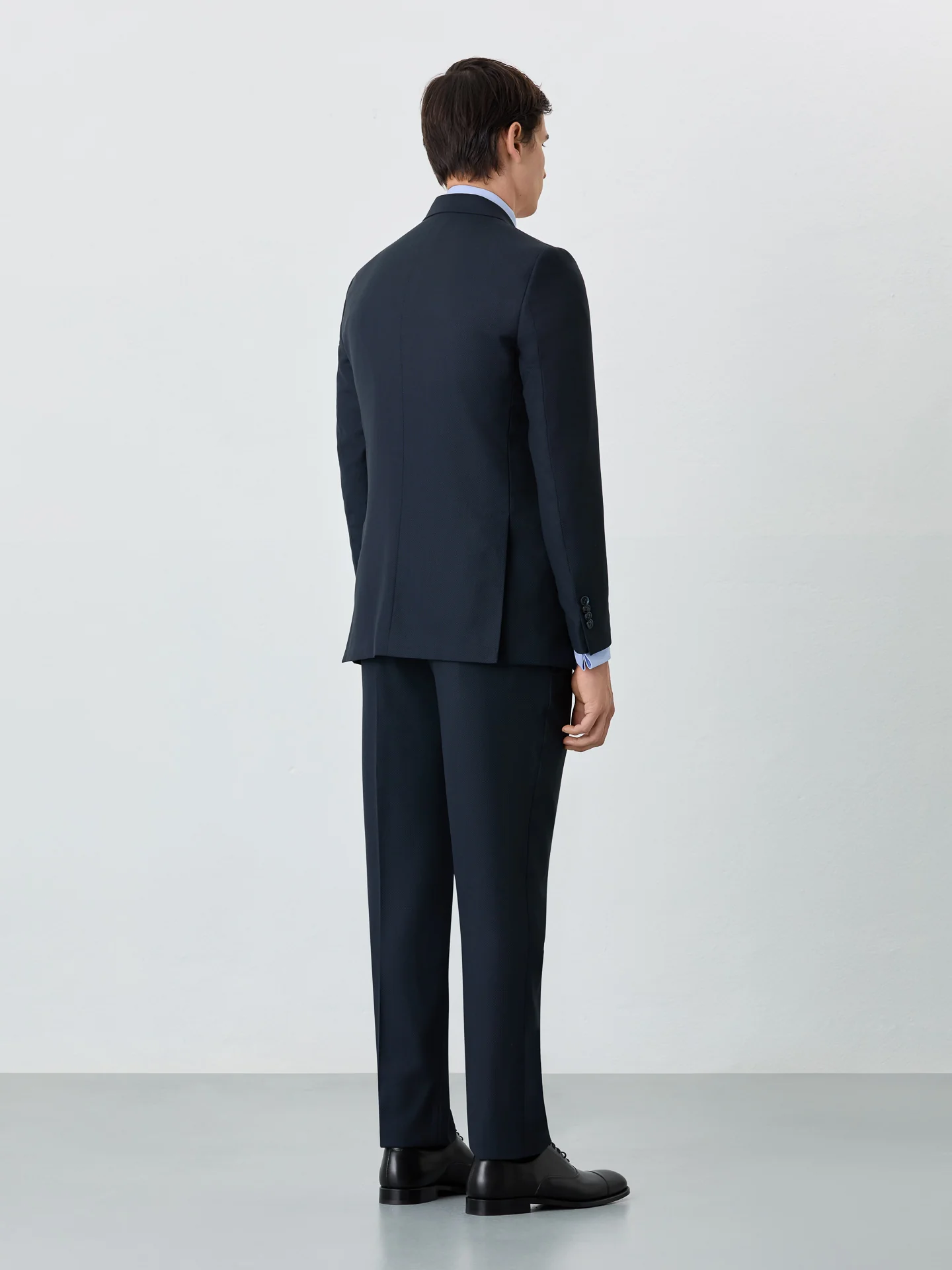 Slim Fit Premium Birdeye Suit In Wool - Image 3