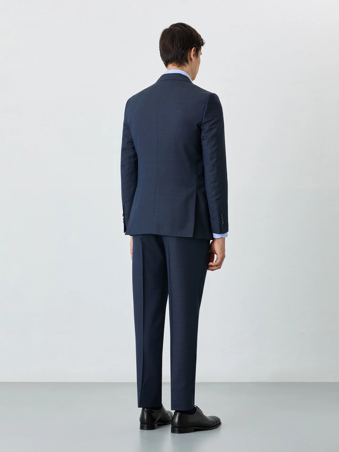 Slim Fit Premium Birdeye Suit In Wool - Image 3
