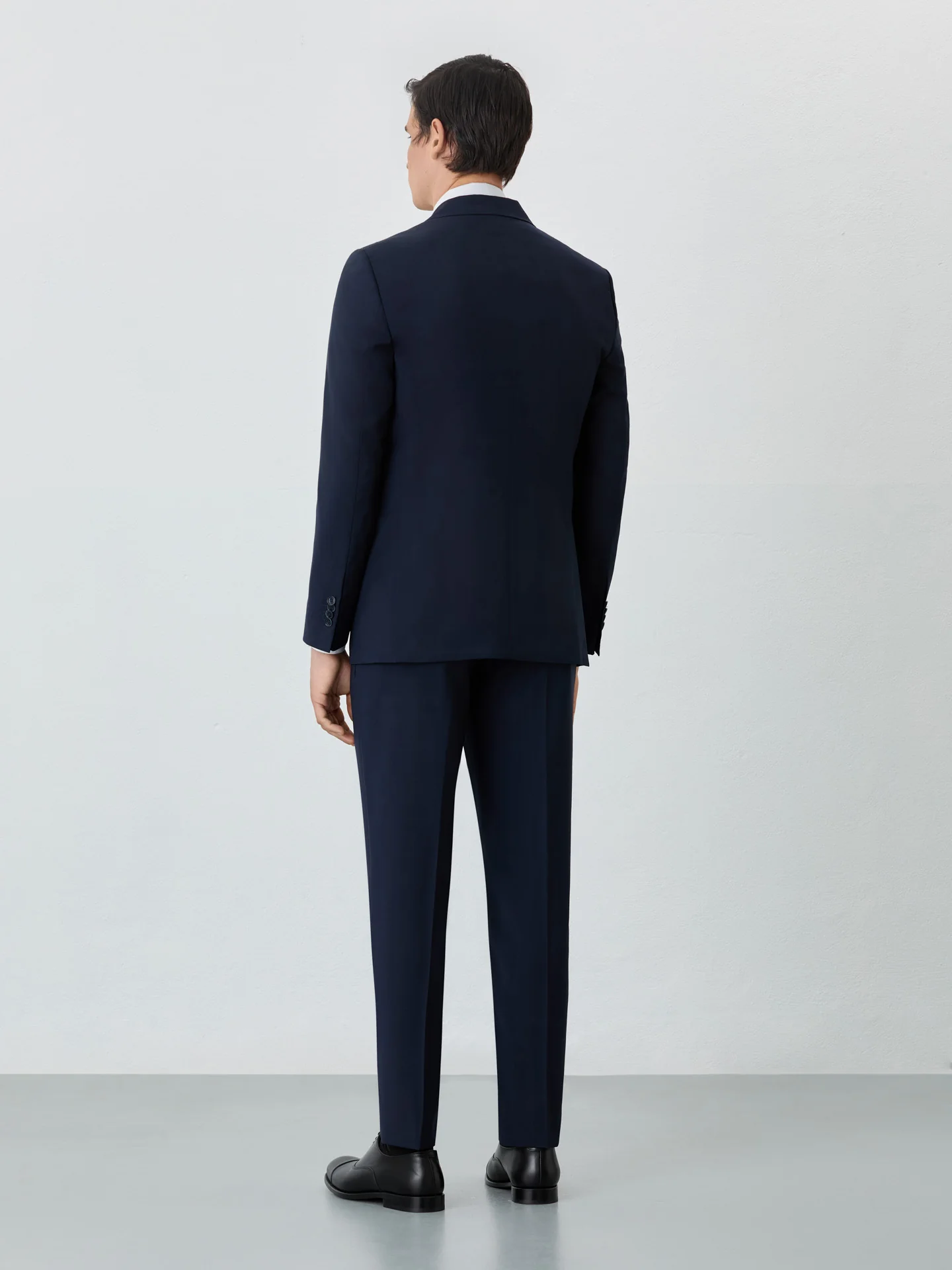 Slim Fit Premium Suit In Wool - Image 3