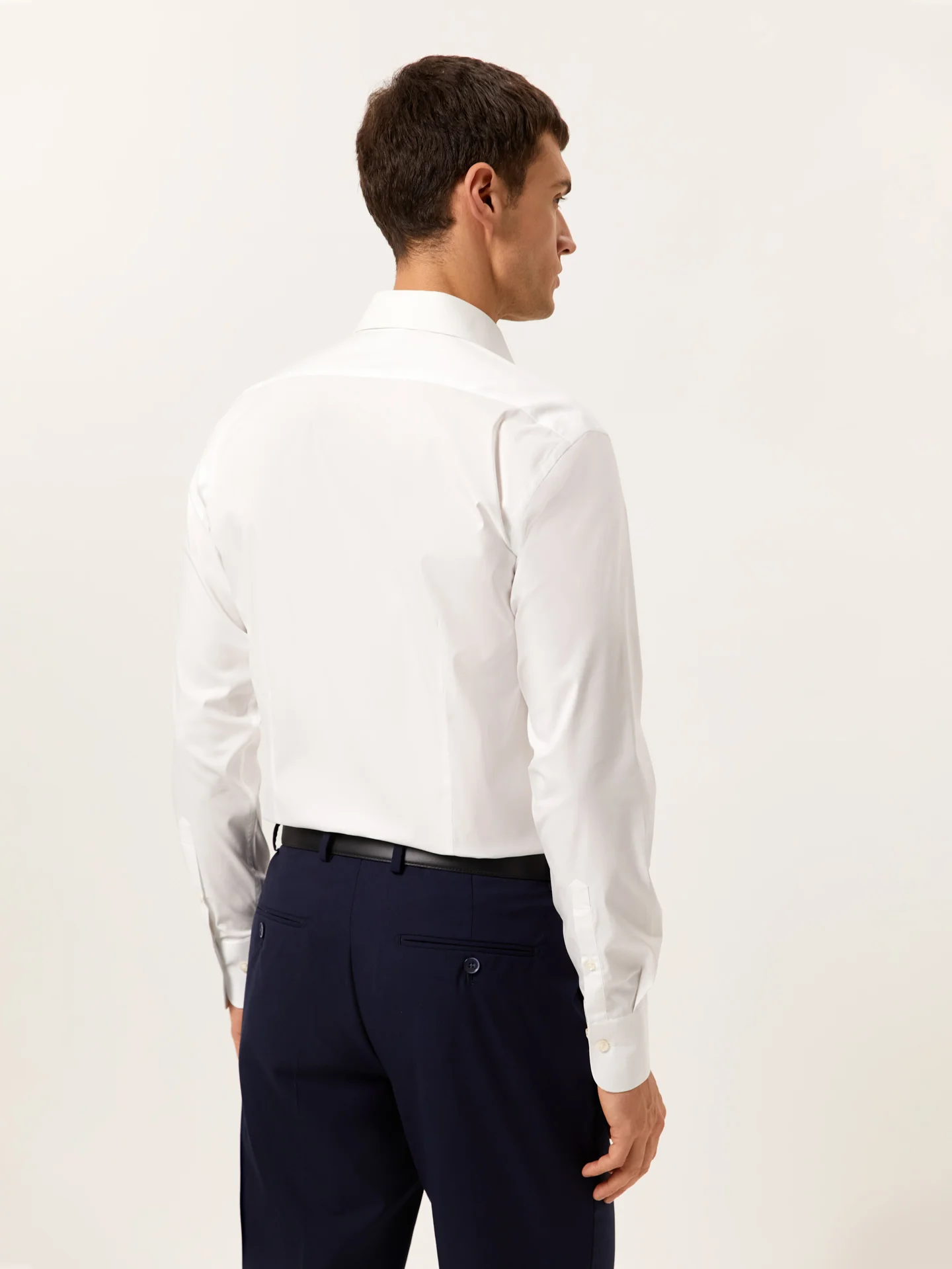 Slim Fit Travel Poplin Shirt in Comfort Cotton - Image 3